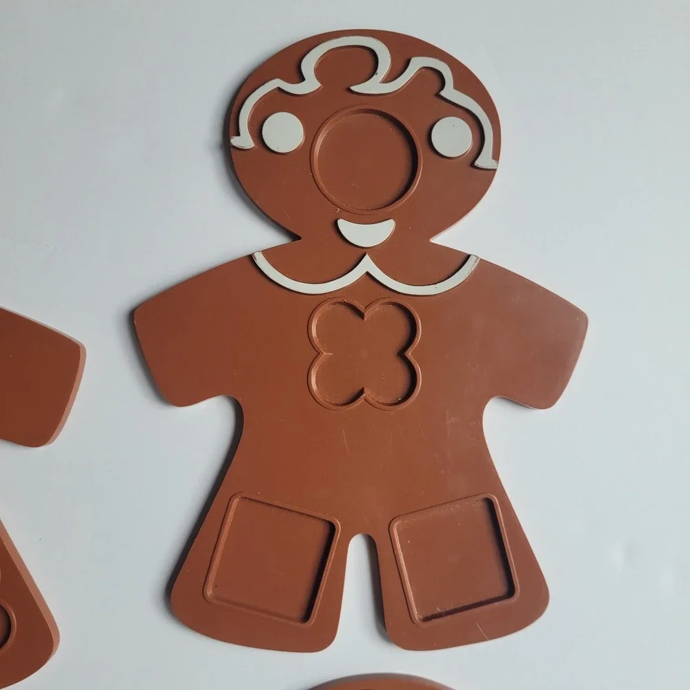 vt 1971 Hasbro Cookie Cutters Gingerbread Man Set of 4 Parts